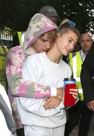 Dabei schien es sich eigentlich um ihr hochzeitskleid zu handeln. Hailey Bieber Verrat Wichtiges Detail Uber Hochzeitskleid Promiflash De