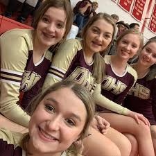 DHS Cheer Squad (@dhs_cheer_squad) • Instagram photos and videos
