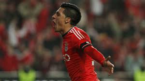 Enzo nicolas perez segui is an argentine professional footballer who currently plies his trade as a central midfielder for river plate in the primera division in argentina. Anniversary Enzo Perez The Two Time Champion Who Danced With The Goals Sl Benfica