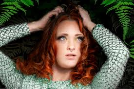 Foto: Golden grace Model: Nadja Kopp Model Sedcard Fotograf: Lichtfang  Fotografie Weimar Full size and no butterfly  https://500px.com/photo/199848497/golden-grace-by-christian-zink