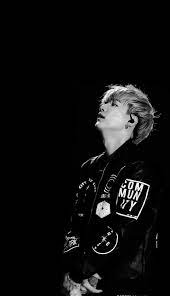 Bts fake love gif bts fakelove minyoongi discover share gifs. Suga Wallpaper For Iphone Ø®Ù„ÙÙŠØ§Øª Ø´ÙˆÙ‚Ø§ Ù„Ù„Ø§ÙŠÙÙˆÙ† Army S Amino Suga Bts Swag Suga Min Yoongi