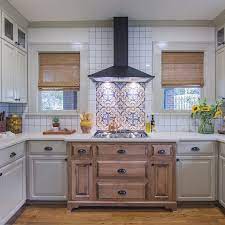 Ben And Erin Napier Design House For Friends On Home Town Kitchen Tiles Design Lake House Kitchen Kitchen Remodel