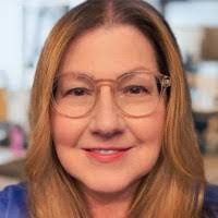 Alison Stackpole's Instagram, Twitter & Facebook