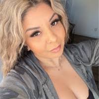 Desiree Lara's Instagram, Twitter & Facebook