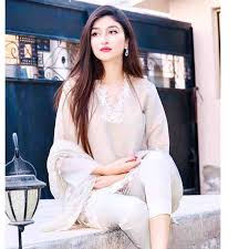 Beautiful pakistani women have tanned or olive skin, long dark hair, predominately brown eyes, and are usually petite when young. Dating A Pakistani Woman Everything You Need To Know
