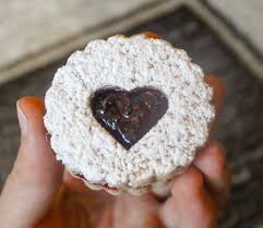 This traditional austrian cookie is made of a kind of shortbread dough and simply melts in your mount, filling it with nutty goodness. Recipe Holiday Austrian Linzer Cookie Recipe Music And Macarons