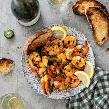 ▢ salt and pepper · ▢ 1 pound raw shrimp peeled and deveined · ▢ 3 tablespoons salted butter · ▢ 1 tablespoon gourmet garden chunky garlic . White Wine Garlic Prawns Simply Delicious