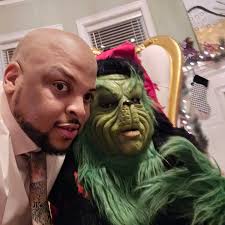 Look who turned up to a Christmas party today🪅