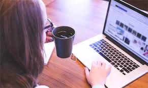 O sistema de trabalho home office (teletrabalho), adotado por grandes empresas, públicas e privadas, em função da pandemia do novo coronavírus, apresenta tendência de permanência na maioria. Home Office Deve Manter Condicoes De Seguranca Da Cipa Diz Advogada Migalhas