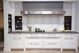 Matrix socolor cult color marble grey es una coloración de fantasía en gris con un tono más intenso, duradero y brillante gracias a su mayor proporción de pigmento violeta. Neolith Display In Basalt Grey Kitchen Matrix Sfdc Modern Kuche San Francisco Von Fox Marble Granite Houzz