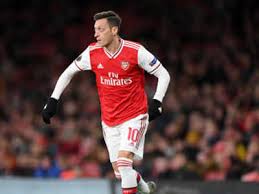 Sarı lacivertlilerin heyecanla beklediği deneyimli futbolcunun ünlü televizyoncu acun. Fenerbahce Agree In Principle To Sign Midfielder Mesut Ozil From Arsenal Reports Football News Times Of India