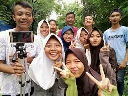 Seni rupa dua dimensi merupakan salah satu pembagian jenis seni rupa menurut? Seni Rupa 2 Dimensi Merupakan Salah Satu Pembagian Jenis Rupa Menurut A Matra B Pandangan Brainly Co Id