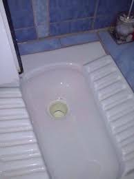 Üstelik klozetler ile vücudumuz tamamen temas ettiği için temizliğine oldukça. Alaturka Tuvalet Temizligi Nasil Yapilir Tuvaletler Banyo Duzenleme Banyo Temizligi