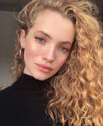 Pin By Emily Raney On Beauty Curly Hair Styles Hair Inspiration Hair Beauty