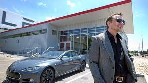 Tesla announces fully self-driving cars