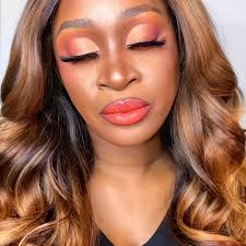 Happy Valentine's Day Gorgeous 💗 May you be surrounded by an abundance of  love as you raise the stakes 🥂 📸 FEATURED: @thenadiajoseph  @spadeluxurylashes in style STOPPING HEARTS with Double Up 2