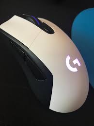 Logitech was one of of the first companies to implement the flawless 3366 sensor in a gaming mouse (with the g403 and g pro gaming mouse, which were released in. Logitech G703 White Album On Imgur