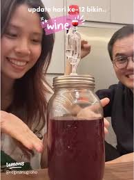 Panduan Warna Anggur: Memahami Nuansa Woody, Pine, Purple, dan Dusty Pink  dalam Wine