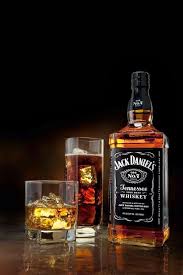 Oh My Fiesta In English Whisky Party Whisky Labels And Images Of Bottles Jack Daniels Cigars And Whiskey Jack And Coke