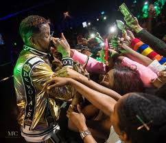 Flyboi inc ceo, kizz daniel returns to the music scene to wrap up the year 2019 with a new. See Photos From Kizz Daniel S Sold Out Nbs Concert At 02 London Naijaloaded