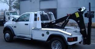 Towing In Bolingbrook Il Tow Truck Bolingbrook Tow Service Towing Company Towing Service Towing And Recovery