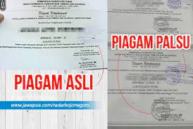 Download fls2n gala siswa indonesia juknis kepala sekolah komite sekolah kurikulum 2006 kurikulum 2013 mopd mpls nsdc o2sn olimpiade guru nasional olimpiade sains nasional paud penelitian. Pemalsu Piagam Dihapus Dari Smpn 1 Tuban