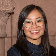 Sarah Mah's Instagram, Twitter & Facebook