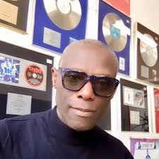 Dr Deborah Husbands said: “As a Psychology undergraduate, I used to read  The Psychologist with relish. The contents were hugely informative and  likely contributed to the award of a first-class…