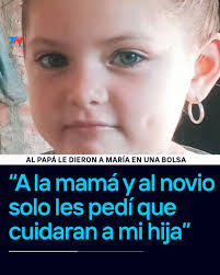 El actor y la actriz fueron a ver la obra de teatro Reverso, que  protagoniza Carla Peterson en el Paseo La Plaza. Al terminar fueron  captados por los paparazzi.