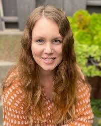 Lauren Finkelstein's Instagram, Twitter & Facebook