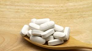 Pe lângă alimentele bogate în calciu menționate anterior, medicii recomandă în general fie calciu gluconic, care este ușor. 7 Semne Care IÈ›i AratÄƒ CÄƒ Ai LipsÄƒ De Calciu Sanatate Avantaje Ro De 20 De Ani Pretuieste Femei Ca Tine