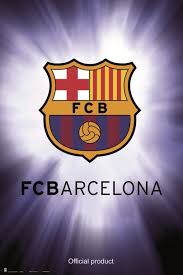 El club ha ido consultando a exjugadores del club, la agencia que realizó el anterior escudo y también a lluís bassat. Maxi Poster F C Barcelona Escudo Con Ofertas En Carrefour Las Mejores Ofertas De Carrefour
