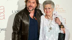 View all simona branchetti pictures. Javier Bardem Morta La Madre Pilar Bardem Il Doloroso Annuncio Dei Figli