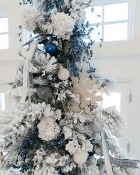 White christmas tree decoration ideas 2017. Tips On Decorating A Christmas Tree Christmas Tree Decorating