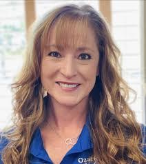 Melissa Hinson's Instagram, Twitter & Facebook