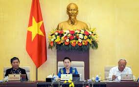 Tiếp đó, quốc hội tiến hành miễn nhiệm chủ tịch nước bằng hình thức bỏ phiếu kín sau đó, quốc hội thảo luận ở đoàn về dự kiến nhân sự để bầu chủ tịch nước. Ngay 2 4 Sáº½ Báº§u Chá»§ Tá»‹ch NÆ°á»›c Má»›i