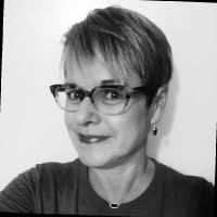 Rhonda Riggs's Instagram, Twitter & Facebook