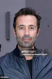 72 Victor Robert Journalist Stock Photos, High-Res Pictures, and Images