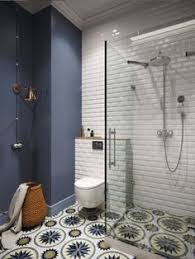 Here is a small bathroom design showing how you can incorporate a dark grey rectangular tile in a very small space. 47 Modern Bathroom Tile Ideas In 2021 Ù…Ù†Ø²Ù„ Ø­Ù…Ø§Ù… Ø¹ØµØ±ÙŠ Ø¯ÙˆØ±Ø© Ù…ÙŠØ§Ù‡