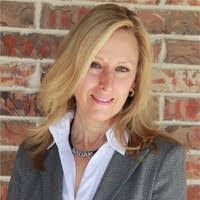 Suzanne Golden's Instagram, Twitter & Facebook