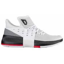 Designed after his style of play, these men's basketball shoes are cut low for ankle mobility with extra support in the forefoot. What Pros Wear Damian Lillard S Adidas Dame 3 Shoes What Pros Wear