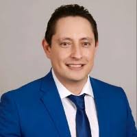 2700+ perfiles de «Caleb ._.»