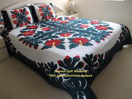 This beautiful hawaiian quilt features the exotic heliconia flower. Custom King Bedspread Hawaiian Quilt Wholesale