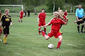 Die spvgg hausen bedankt sich für die unterstützung der sparkasse hausen und die auch in schwierigen zeiten anhaltende partnerschaft. Frauenfussball In Hausen Auf Dem Weg In Die Bayernliga Fussballn De