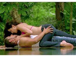 Shehbaaz ने बताता sidnaaz के बीच सब ठीक . Hottest Scenes Bollywood 2012 Steamiest Scene Best Love Making Scene Filmibeat