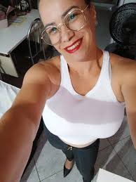 Claudia Menezes (@claudiamenezes6)'s videos with som original