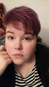 Bean على X: "#IAmNonbinary I am Tessa/Bean. My pronouns are they/them and  I'm an artist/weirdo. https://t.co/OeiDVBKUJV"