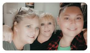 Please remember Karen Carter and her family in your prayers. She is now  being cared for by Hospice.