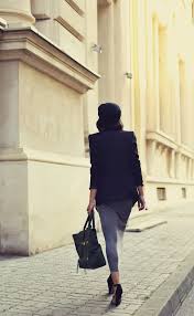 Acasă din lemn invata sa te imbraci, melissa & doug. Unica Fashion Week Ziua 4 Ana Morodan Te InvaÅ£Ä Cum SÄ Te Imbraci Corect Si Stilat ModÄ Å£inute Unica Ro