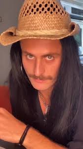 Do you fist pump? @snookimawma #jerseyshore #snooki #jwoww #JustVisit...